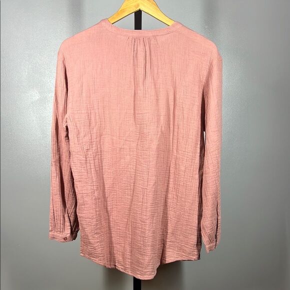 Market & Spruce Pink Long Sleeve Blouse with Mandarin Collar - Picture 2 of 6